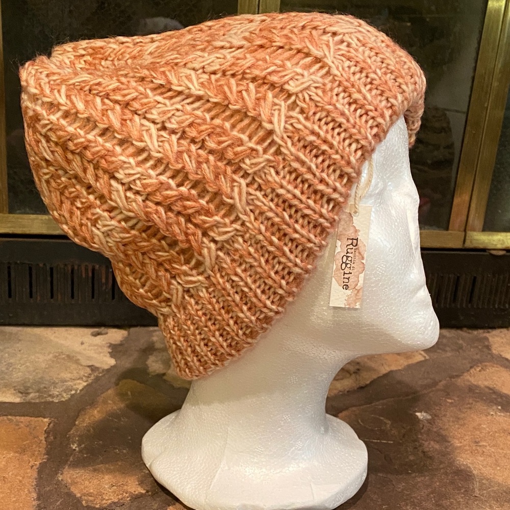 Ruggine Blush Coral Knit Beanie